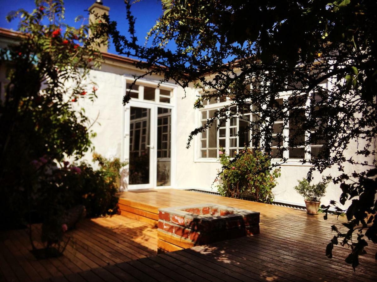 Hostal Boutique Puerta Roja Punta Arenas Bagian luar foto
